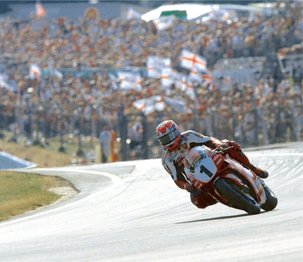 carl-fogarty-king-of-the-wild-frontier