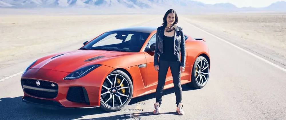 JAGUAR_F-TYPE_SVR_200MPH_HERO_02 copy