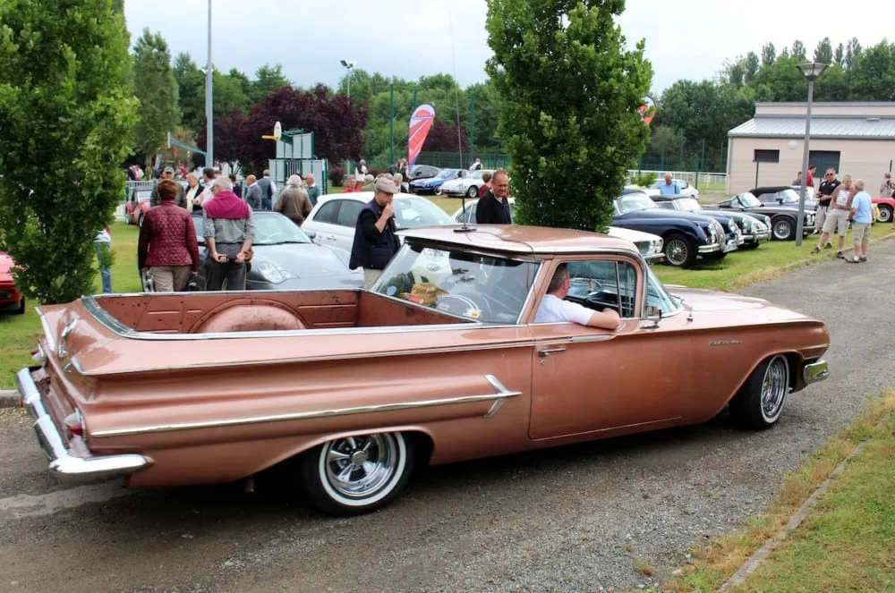 elcamino flat bed