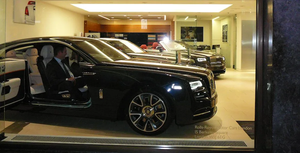 Free Car Mag Showroom
