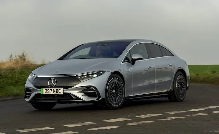 Mercedes EQS