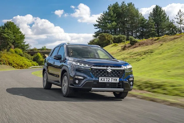 Suzuki_S-Cross_