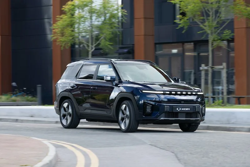 Torres EV Free Car Mag