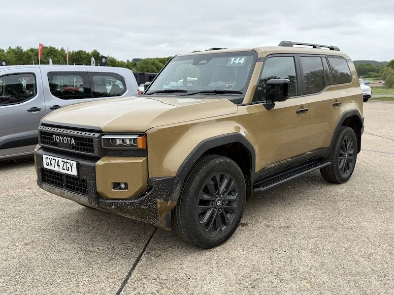 Toyota Land Cruiser J250 off-road