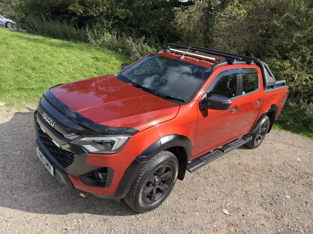 isuzu_v-cross